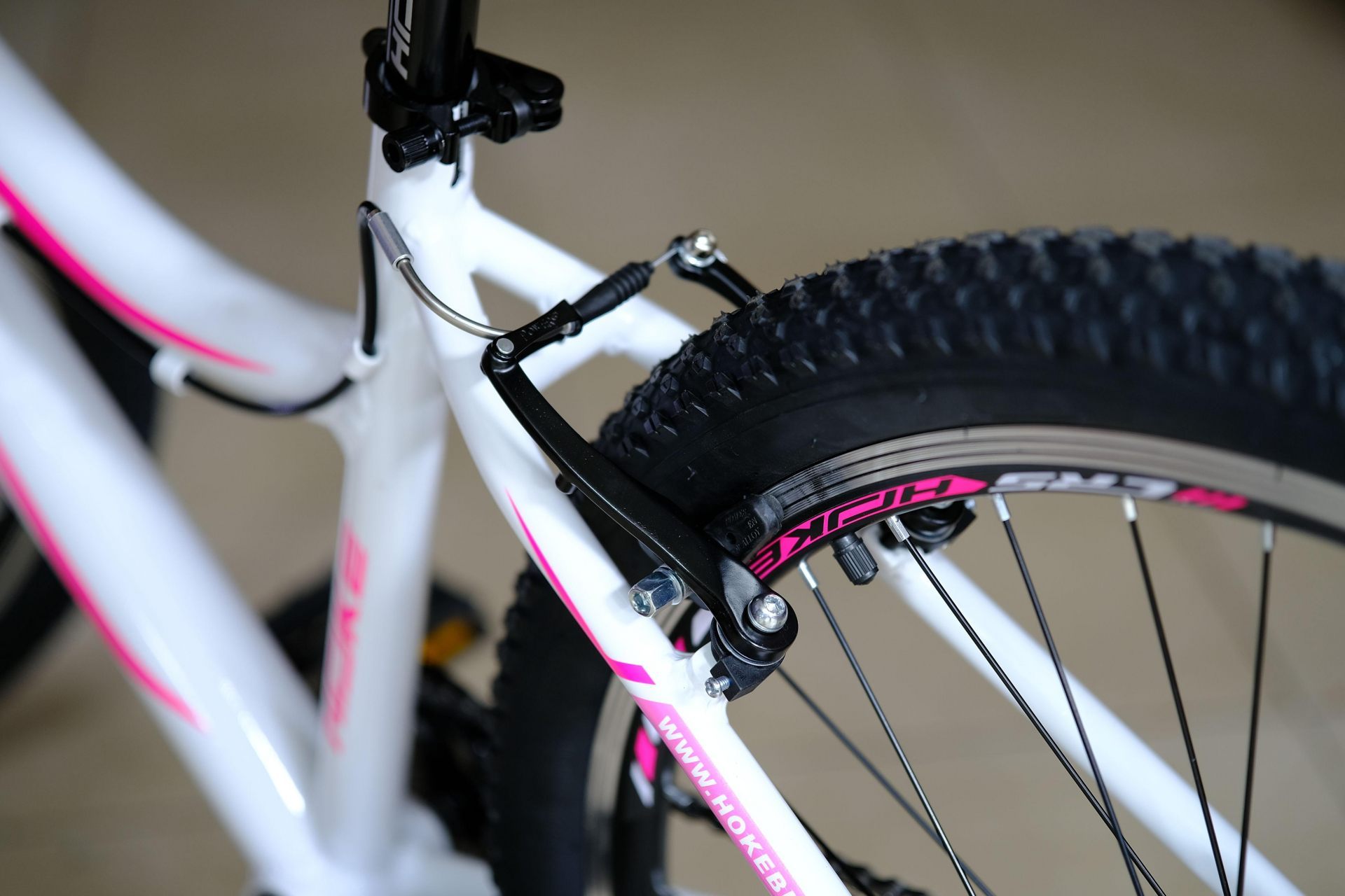 Тормоз V-Br-ободной AL
 HOKE Jade 50 V белый-розовый 15